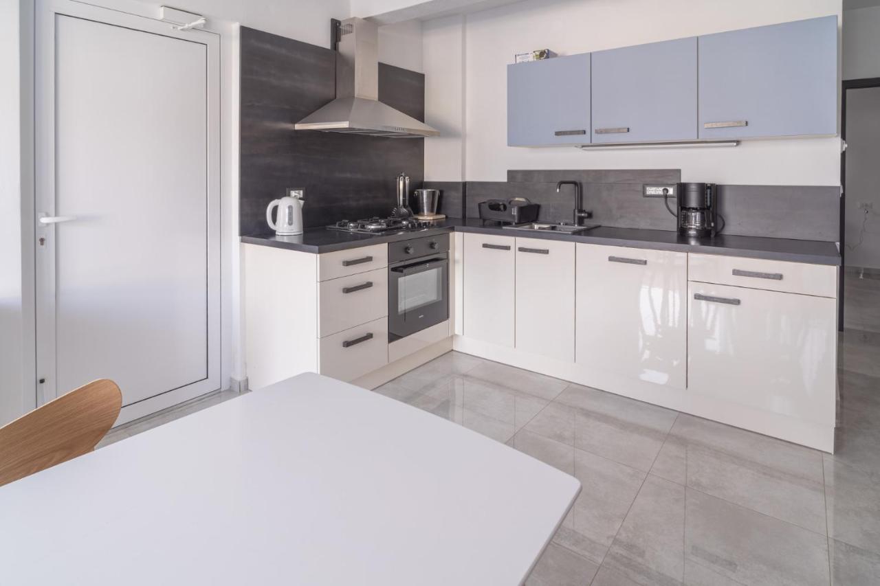 Blue Marina Apartments المظهر الخارجي الصورة